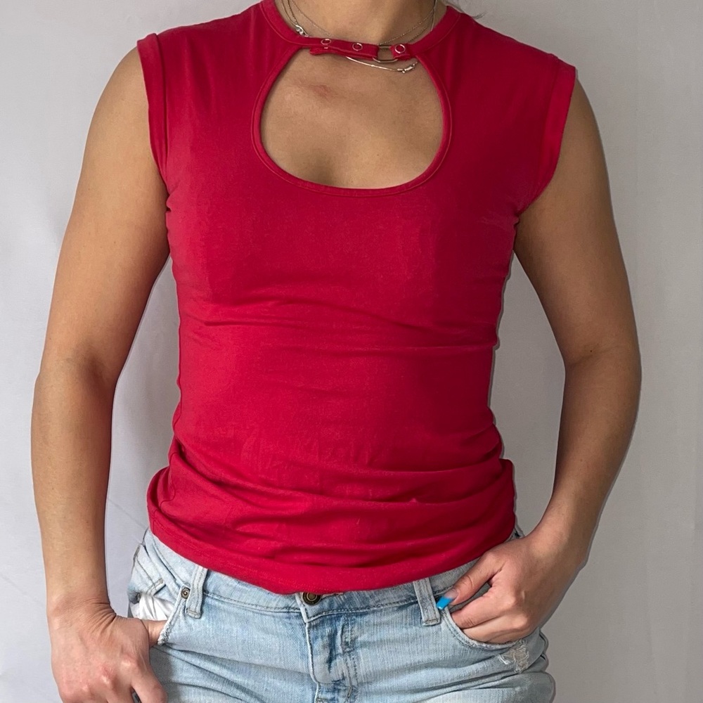 Red Cut-Out Tank